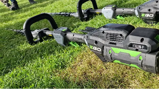 Cortasetos a batería y eléctricos